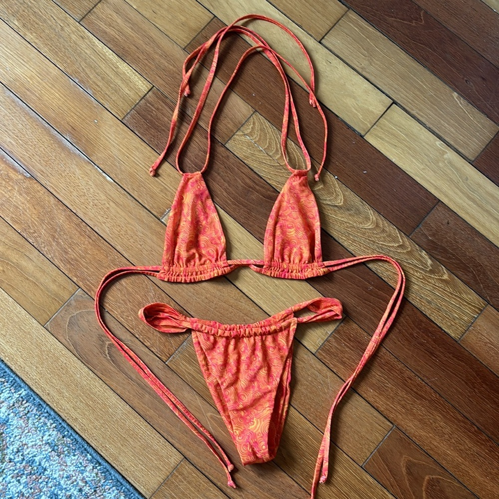 Gonza Bikini